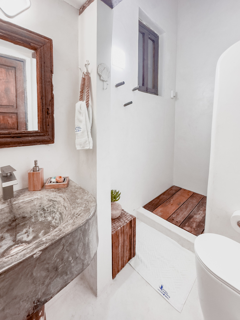 posada-la-gotera-habitaciones-familiares-baños-los-roques